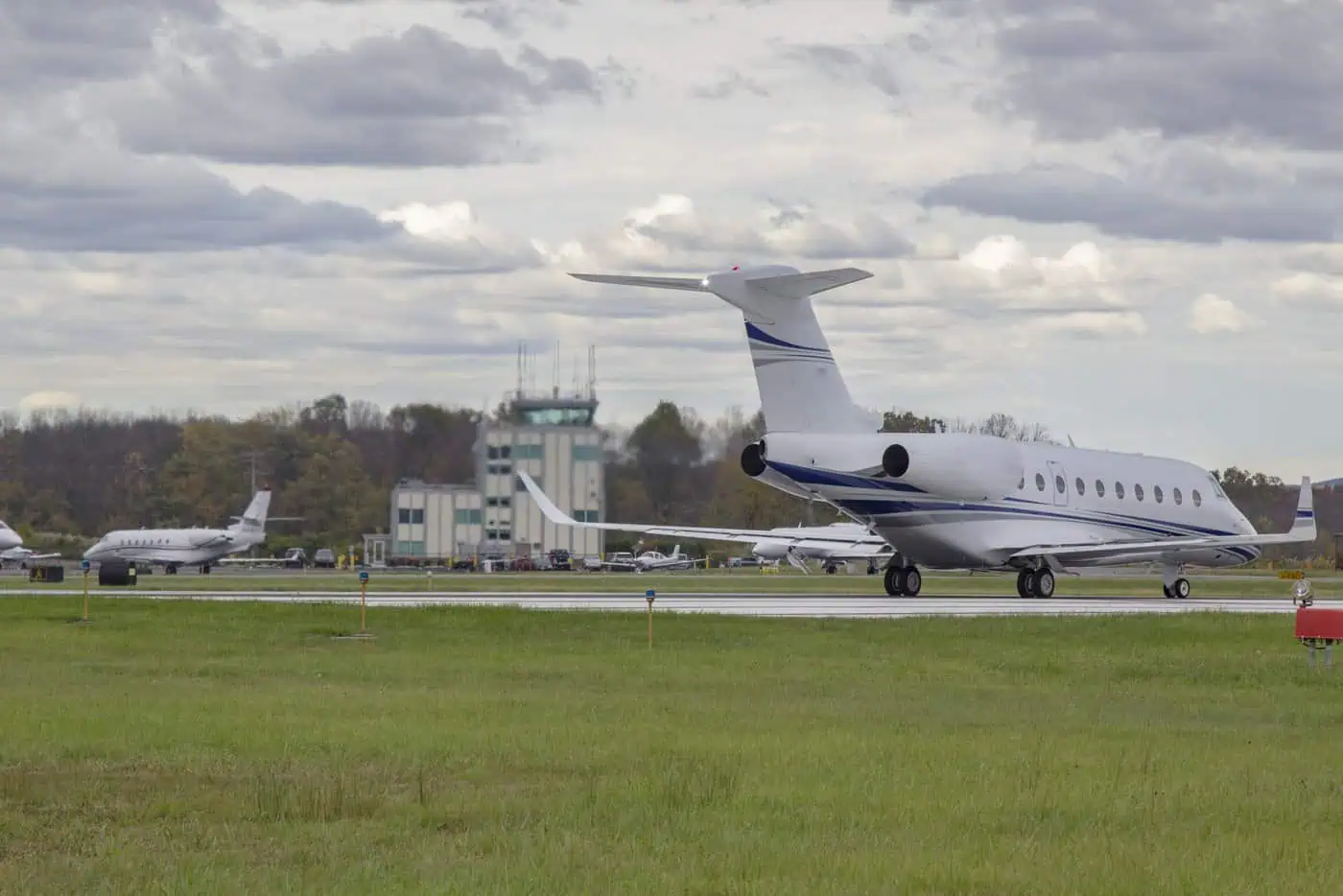 Morristown Municipal Airport  – MMU